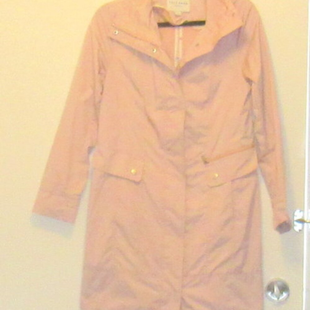 Cole Haan Signature Ladies Pink Rain Jacket, Hood, Zipper and Snap, Pockets J116